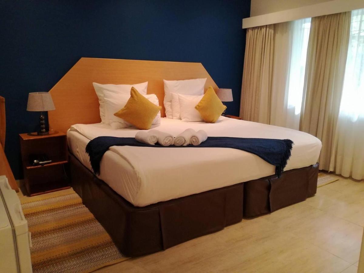 Cajori Hotel 帕拉博鲁瓦 外观 照片